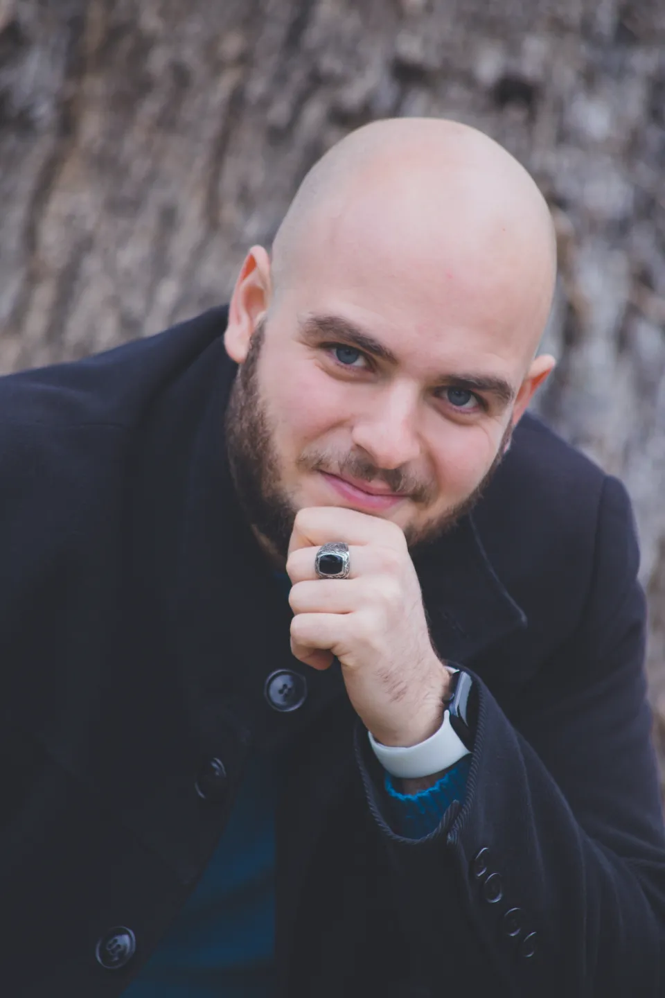 Dott. Emanuele Preziosi nel suo studio professionale